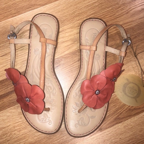 Born Shoes - Born Flower Sandals Sz 8 NWT